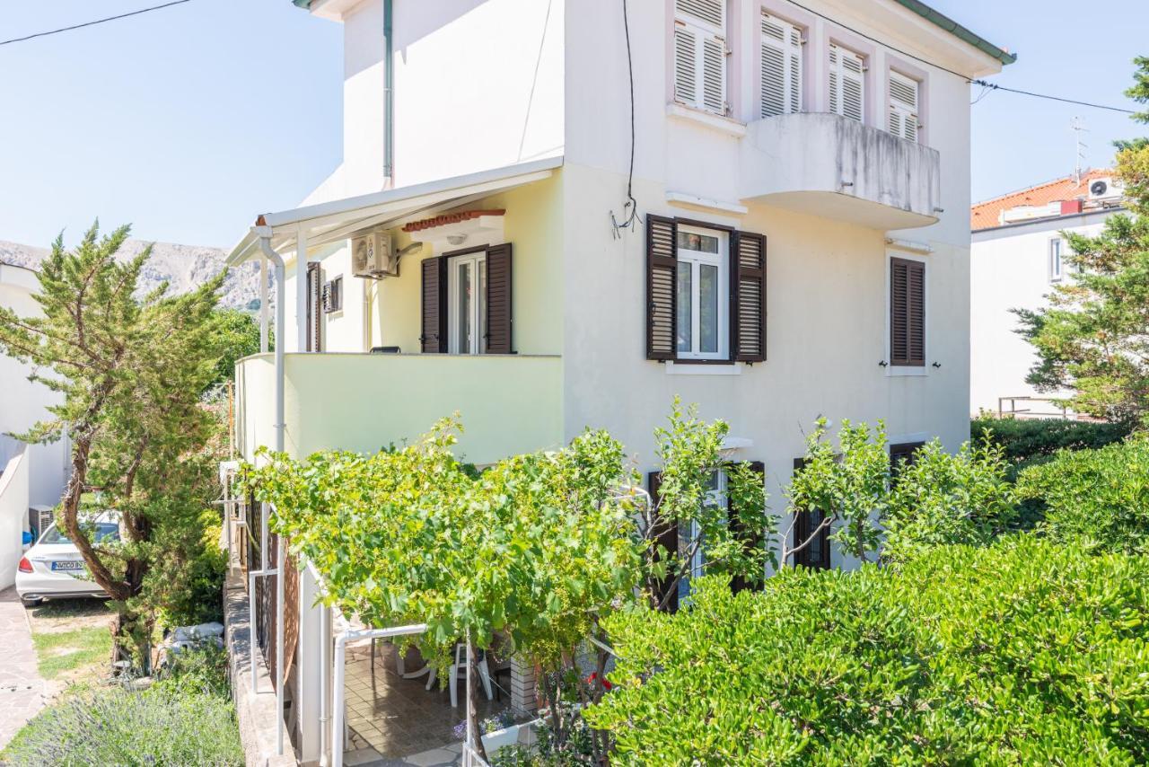 Apartment Luiza With Terrace Башка Екстер'єр фото